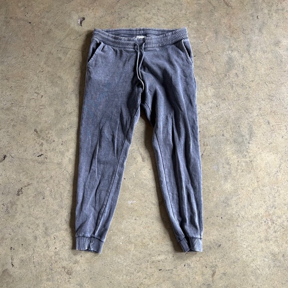 Gray sweats by Threads 4 Thought - Picture 1 of 2